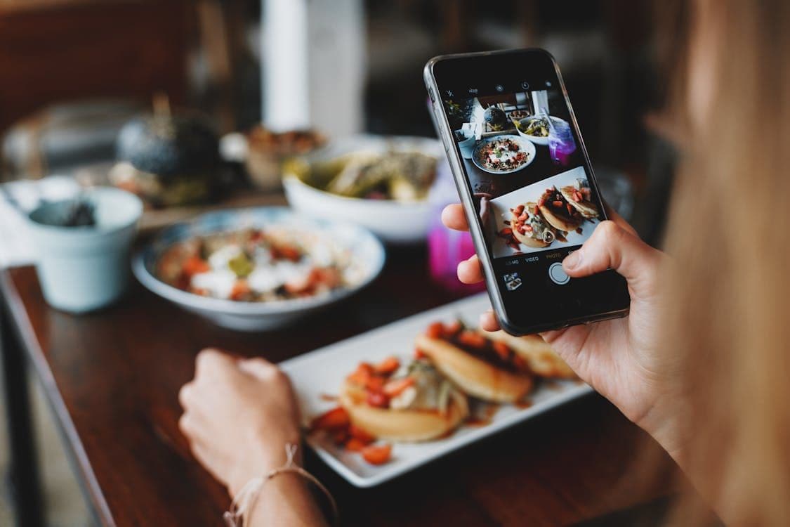 How restaurants can increase their online brand reputation